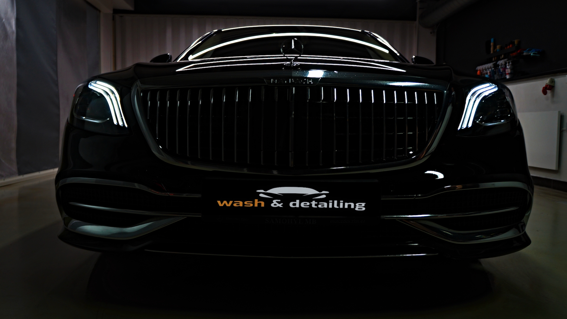 Mercedes Benz Maybach S560
